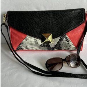 Cosmopolitan Deep Coral Black Snakeskin Large Envelope Clutch/Shoulder Handbag